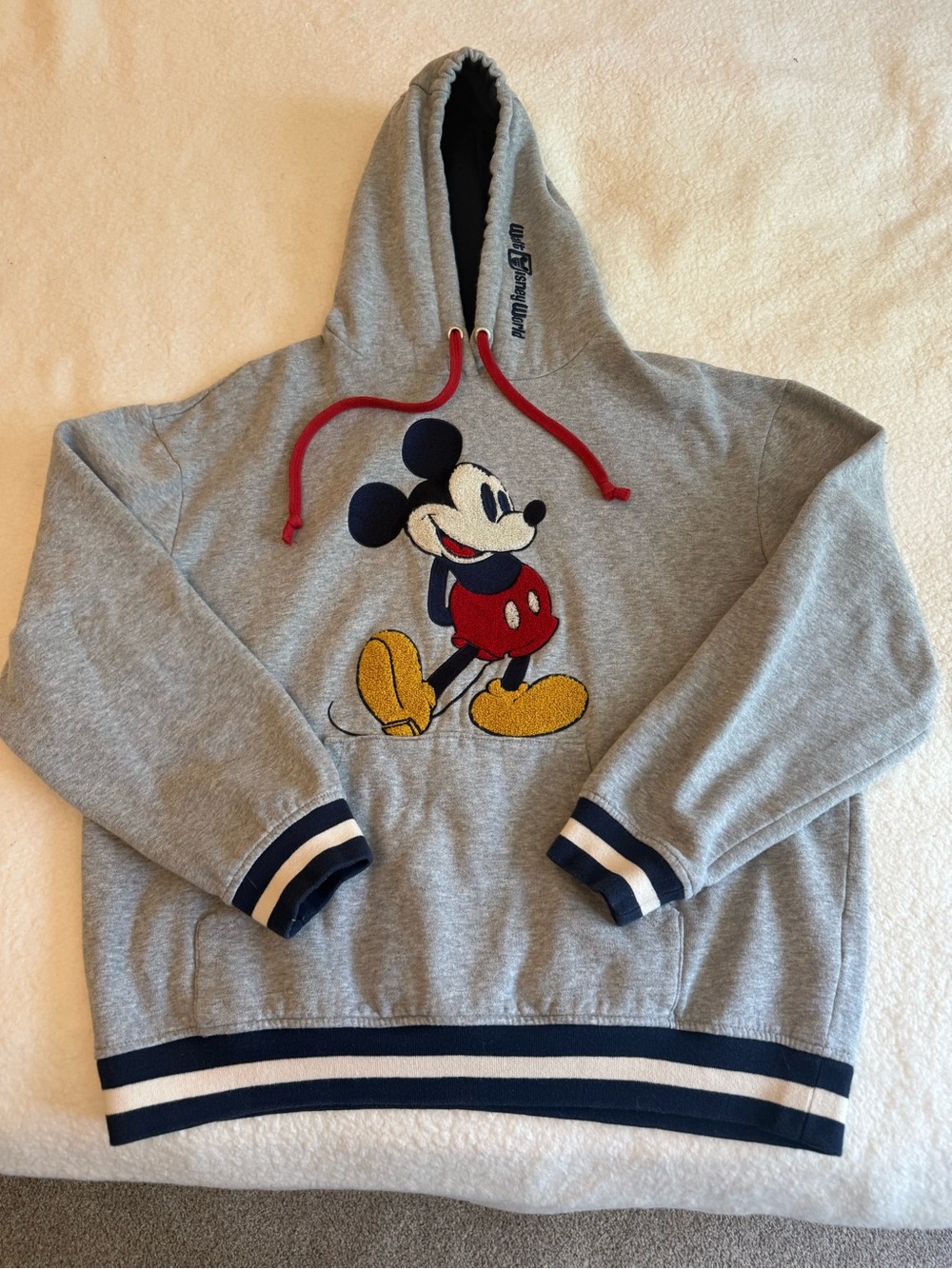 Walt Disney World Mickey Mouse Chenille Patch Hoodie Gray Pullover, Medium